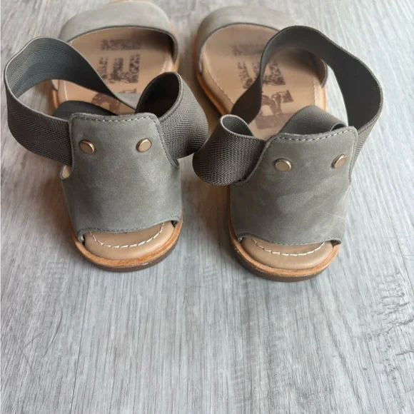 Sorel Women's Tan and Olive Sandals - Picture 3 of 4